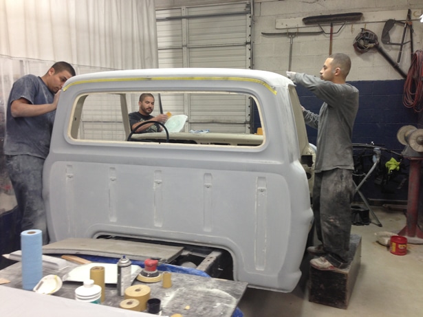 Remove the bed for the 1972 Ford F100 Classic Pickup Truck Restoration