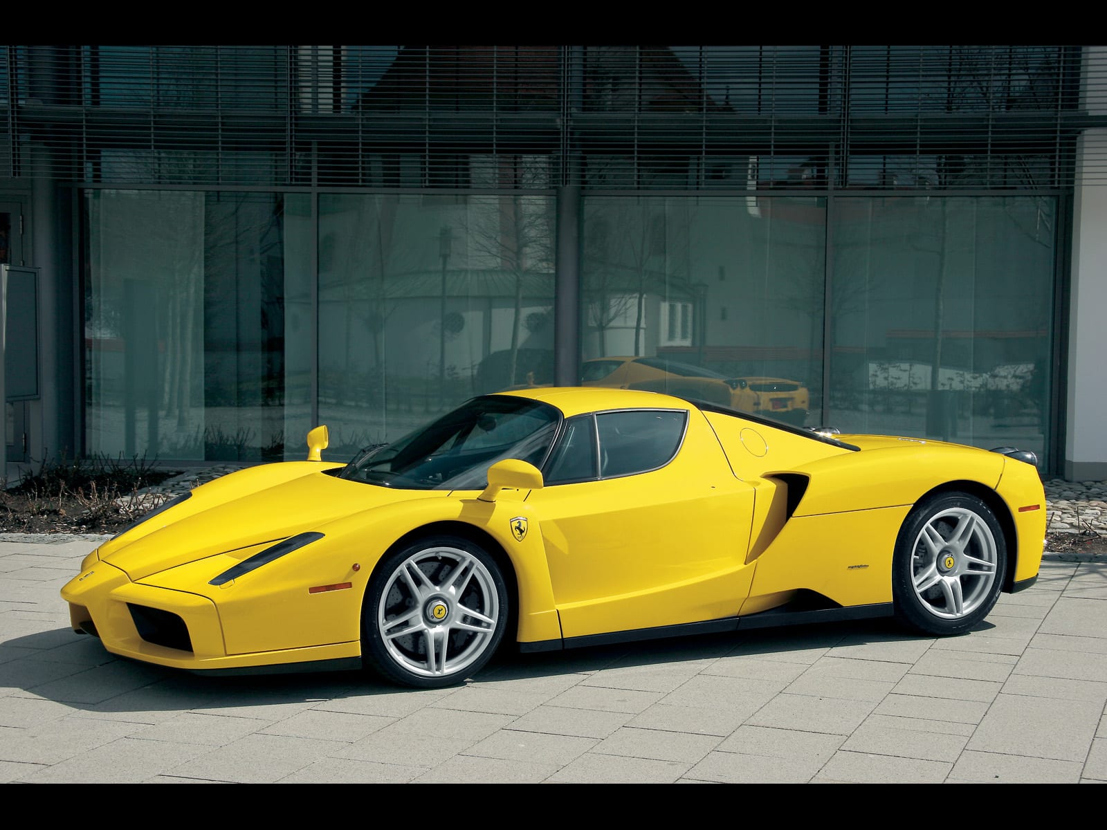 Ferrari-Enzo-Wallpaper-06